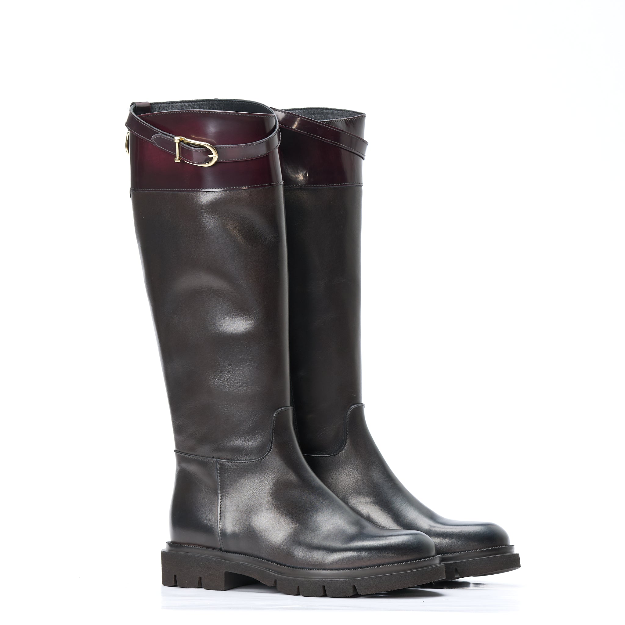 Stivale in vitello con cinturino e balza in vitello abrasivato - Modello 7691