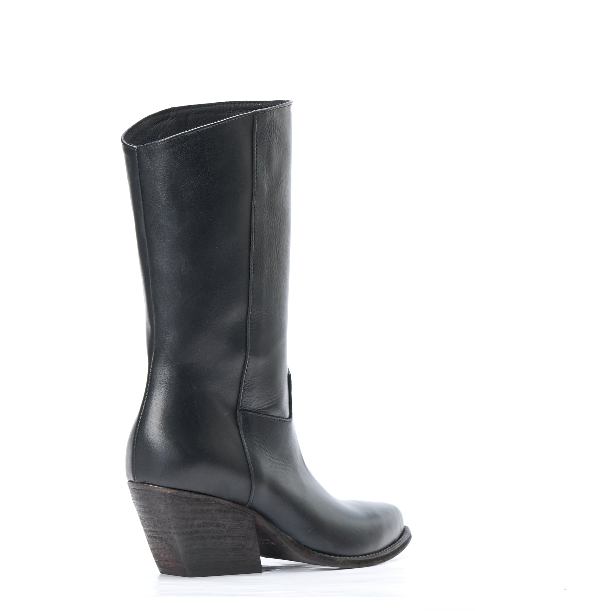 Stivaletto in vitello ingrassato - Modello 244