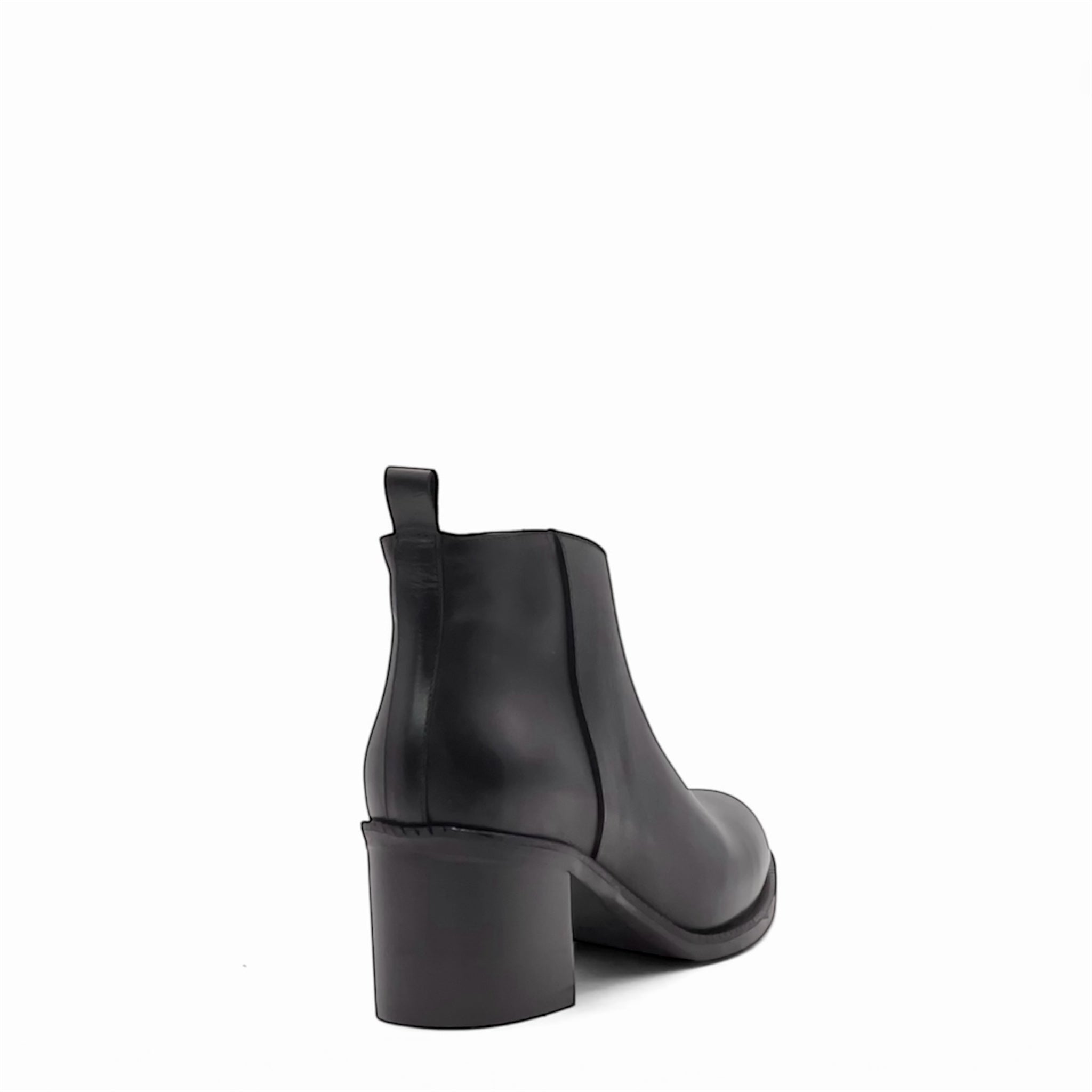 Stivaletto in vitello - Modello 8271