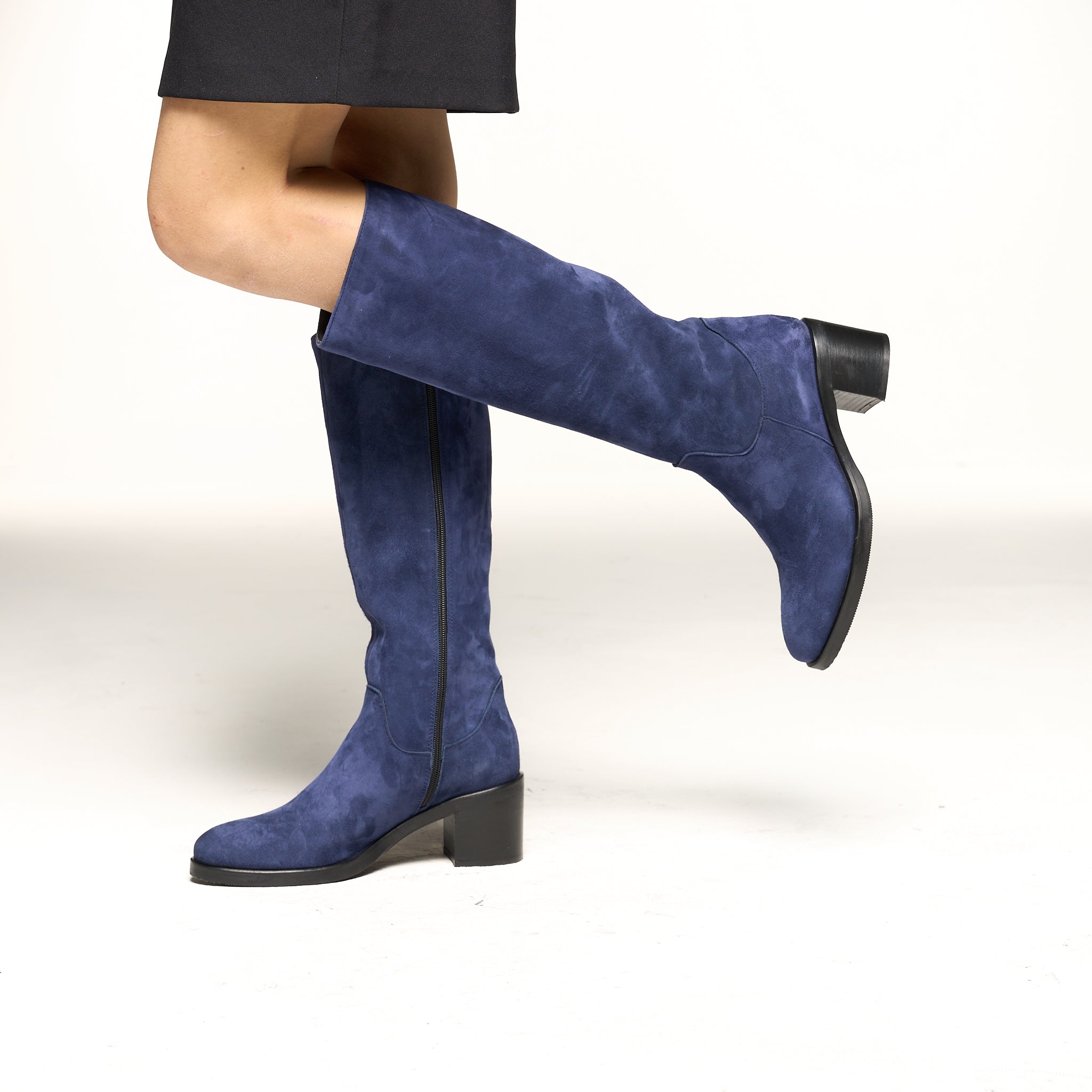 Stivale in camoscio - Modello 2599