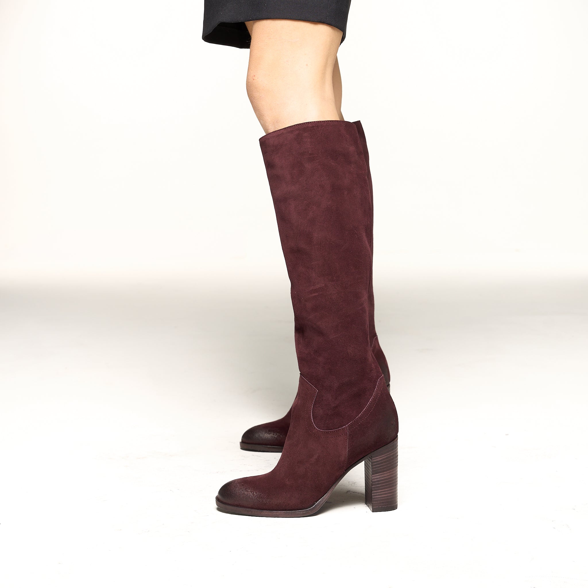 Stivale scamosciato - Modello 8552