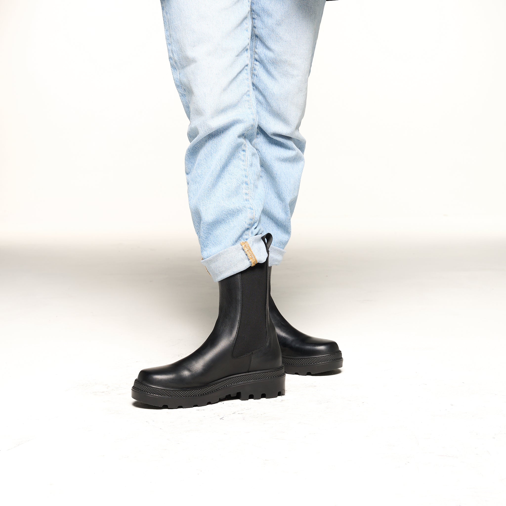 Stivaletto Chelsea in vitello ingrassato - Modello 317