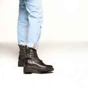 Stivaletto in vitello con cinturino - Modello 7021