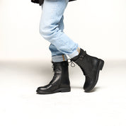 Anfibio con cinturino in vitello ingrassato - Modello 3655